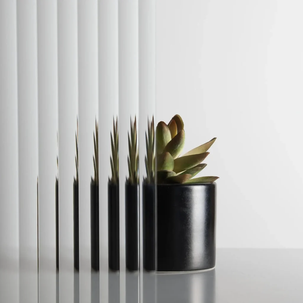 GRT08518 reeded