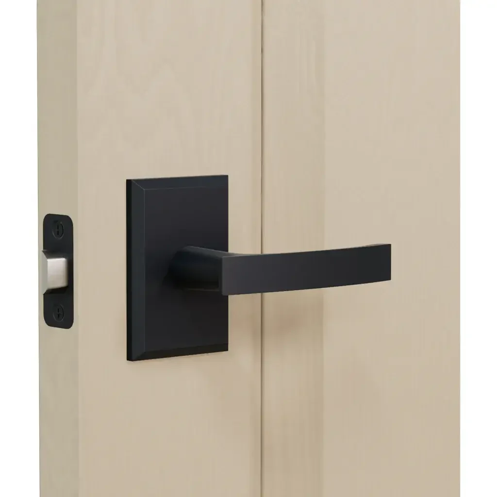 L6R2 (L6 Lever with Rectangle R2 Rosette)- Door-Black