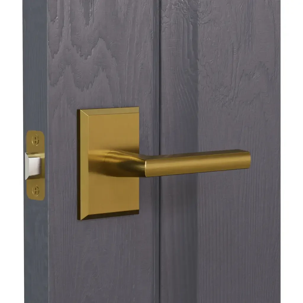 L7R2 (L7 Lever with Rectangle R2 Rosette)- Door- French Gold