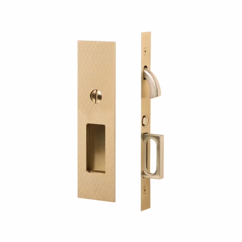 https___www.emtek.com_media_salsify_images_cx_cxsnmhrrfu-2024-05-08T164139Z-EMTEK_2195_Knurled_Narrow_Modern_Rectangular_Pocket_Door_Mortise_Lock_US4